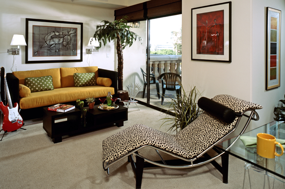 Piero Apartments